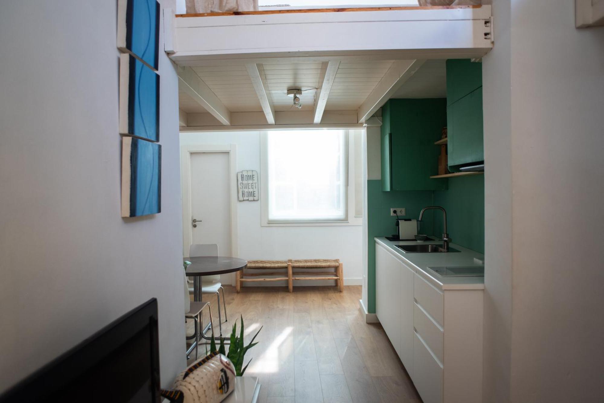 Cozy & Quiet Apartment In The Center Malaga Luaran gambar